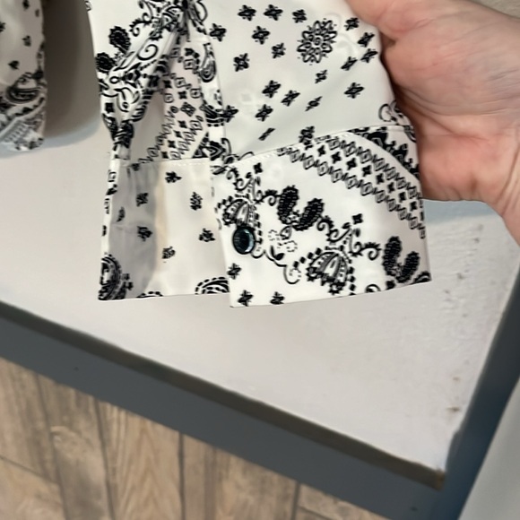 Paisley Blouse - Picture 3 of 4